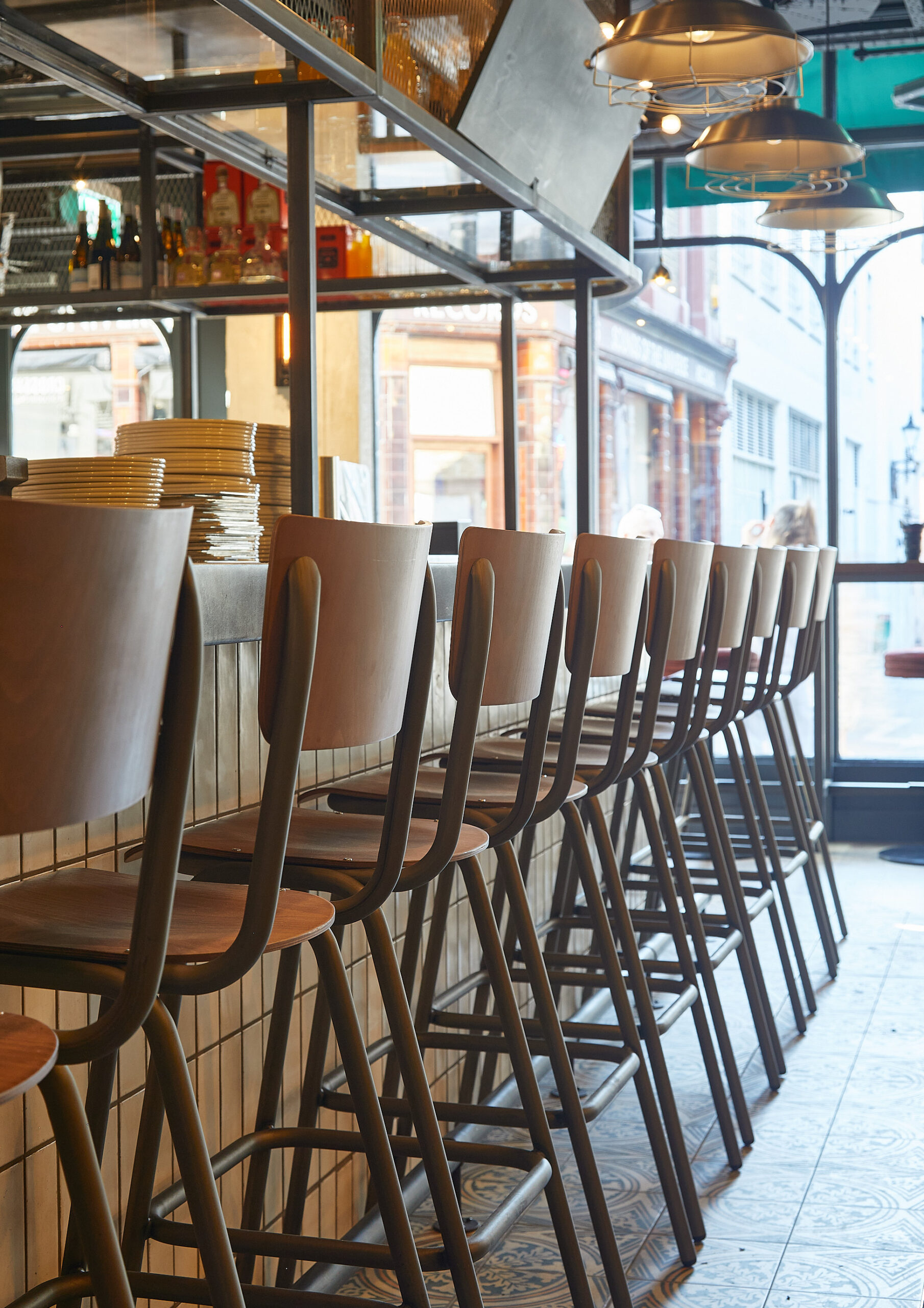 Miznon Soho interior