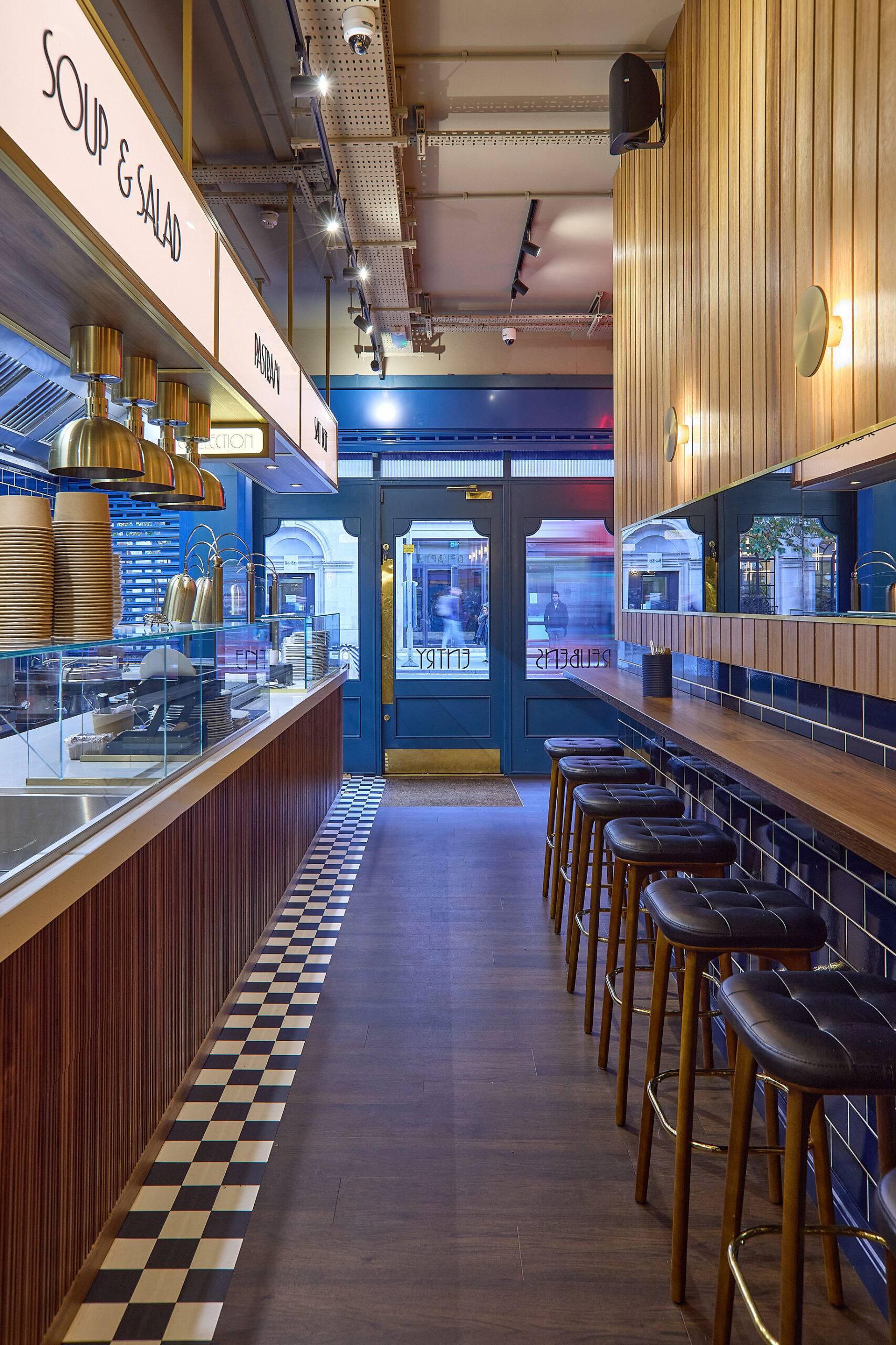 Reubens Baker Street seating